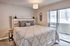 Frisco Condo w/ 2 Hot Tubs: Steps to Lake Dillon