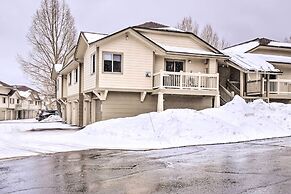 Frisco Condo w/ 2 Hot Tubs: Steps to Lake Dillon