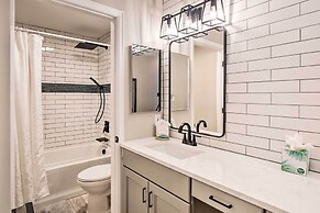 Frisco Condo w/ 2 Hot Tubs: Steps to Lake Dillon