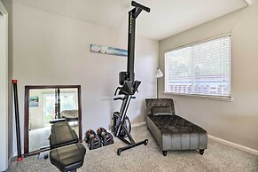 Large Yard + Hot Tub: Reno Retreat!