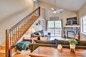 Breck Condo w/ Hot Tub Access: 6 Mi to Ski Resort!