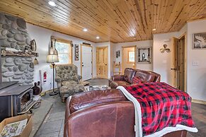 Rockaway Beach Hideaway w/ Hot Tub & Fireplace!