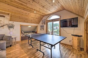 Rockaway Beach Hideaway w/ Hot Tub & Fireplace!