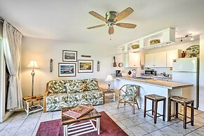 Kaunakakai Escape: Heated Pool & Beach Access