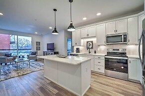 Downtown Traverse City Condo < 1/2 Mi to Beach!