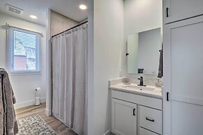 Downtown Traverse City Condo < 1/2 Mi to Beach!