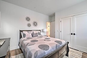 Downtown Traverse City Condo < 1/2 Mi to Beach!