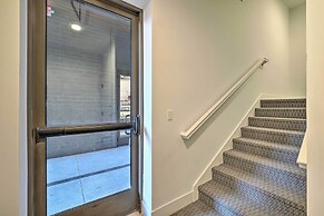 Downtown Traverse City Condo: 32 Mi to Ski Slopes!