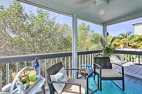 Holmes Beach Retreat: Walk to Beach & Dining!