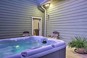 Johnson City Home w/ Hot Tub - Close to Wineries!