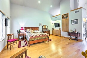 Johnson City Home w/ Hot Tub - Close to Wineries!