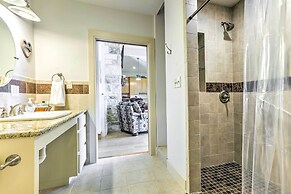 Johnson City Home w/ Hot Tub - Close to Wineries!