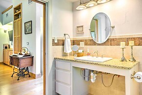 Johnson City Home w/ Hot Tub - Close to Wineries!