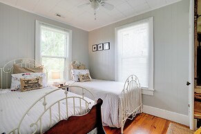 'carousel Cottage:' North Chattanooga Home!