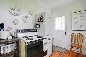 'carousel Cottage:' North Chattanooga Home!