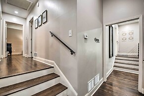 Atlanta Retreat w/ Deck in Greenbriar Area!