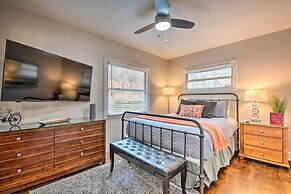 Atlanta Retreat w/ Deck in Greenbriar Area!