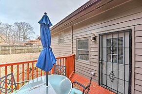Atlanta Retreat w/ Deck in Greenbriar Area!
