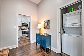 Atlanta Retreat w/ Deck in Greenbriar Area!