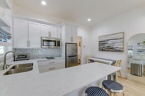 Private Pool & Furnished Deck: Port Aransas Home!