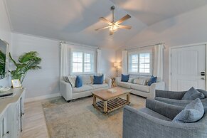 Private Pool & Furnished Deck: Port Aransas Home!