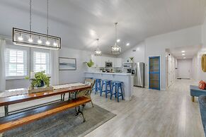 Private Pool & Furnished Deck: Port Aransas Home!