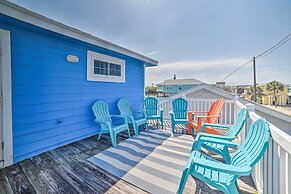 Private Pool & Furnished Deck: Port Aransas Home!