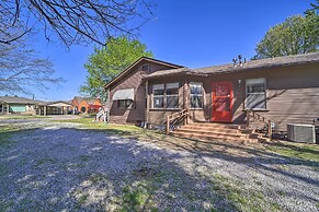 Amazing Musical Abode in Expo Square Neighborhood!
