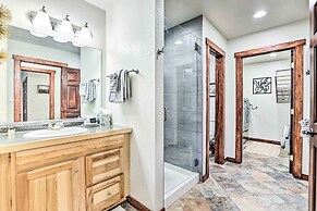 Walk to Lake Dillon: Condo w/ Views in Frisco