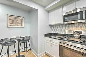 Takoma Park Apt w/ Wood Fire Pit < 8 Mi to DC