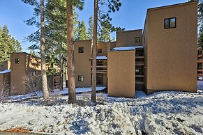 Walk to Ski Shuttle: Truckee Condo w/ Hot Tub