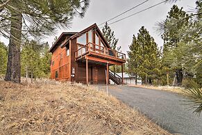 Classic Truckee Log Cabin: 5 Mi to Donner Lake!