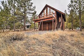 Deck + Fireplace: Log Cabin in Tahoe Donner!