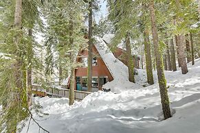 Rustic Truckee Cabin w/ Donner Lake Views!