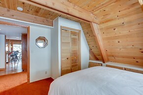 Rustic Truckee Cabin w/ Donner Lake Views!