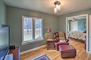 Grand Tulsa Getaway With Private Pond, Dock & Deck