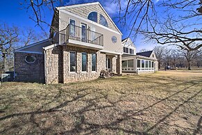 Grand Tulsa Getaway With Private Pond, Dock & Deck