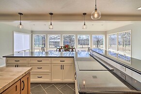 Grand Tulsa Getaway With Private Pond, Dock & Deck