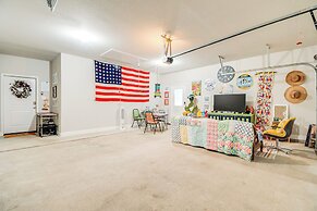 Gorgeous College Station Townhome w/ Patio!