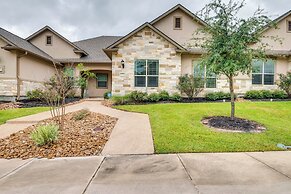 Gorgeous College Station Townhome w/ Patio!
