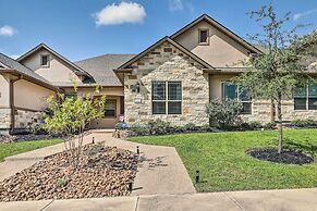 Gorgeous College Station Townhome w/ Patio!