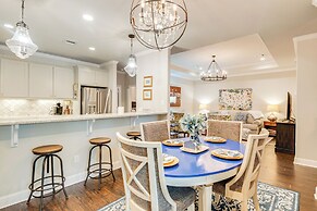 Gorgeous College Station Townhome w/ Patio!