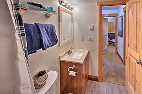 Cozy & Chic Mountain Condo w/ Community Perks