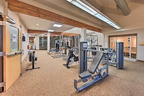 Cozy & Chic Mountain Condo w/ Community Perks