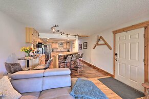 Cozy & Chic Mountain Condo w/ Community Perks
