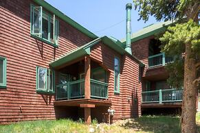 Hot Tub & Grilling Area: Keystone Townhome!