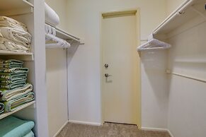 Patio, Grill & Pool Access: Palm Desert Retreat!