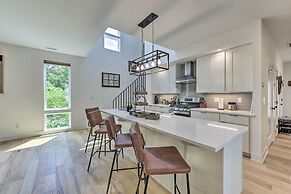 Contemporary Raleigh Home ~ 2 Mi to Downtown!