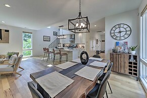 Modern Raleigh Home w/ Patio ~ 2 Mi to Downtown!