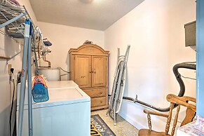 Relaxing Punta Gorda Getaway w/ Fire Pit!